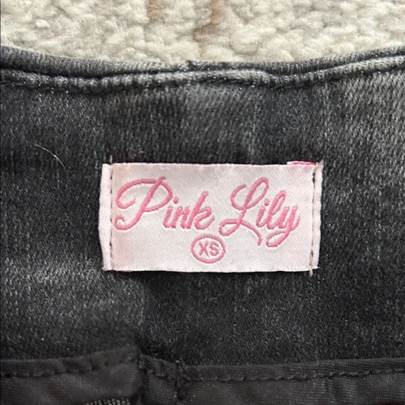PINK LIKY Gray Asymmetrical Denim Skort XS - Picture 2 of 7